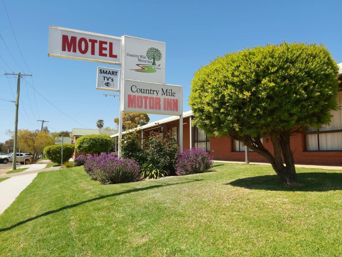 فوربس Country Mile Motor Inn المظهر الخارجي الصورة